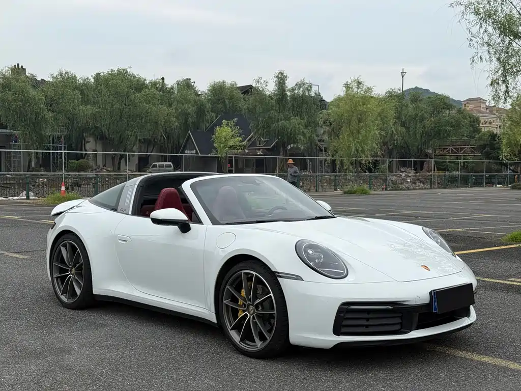 Porsche 911 2023 Targa 4 3.0T