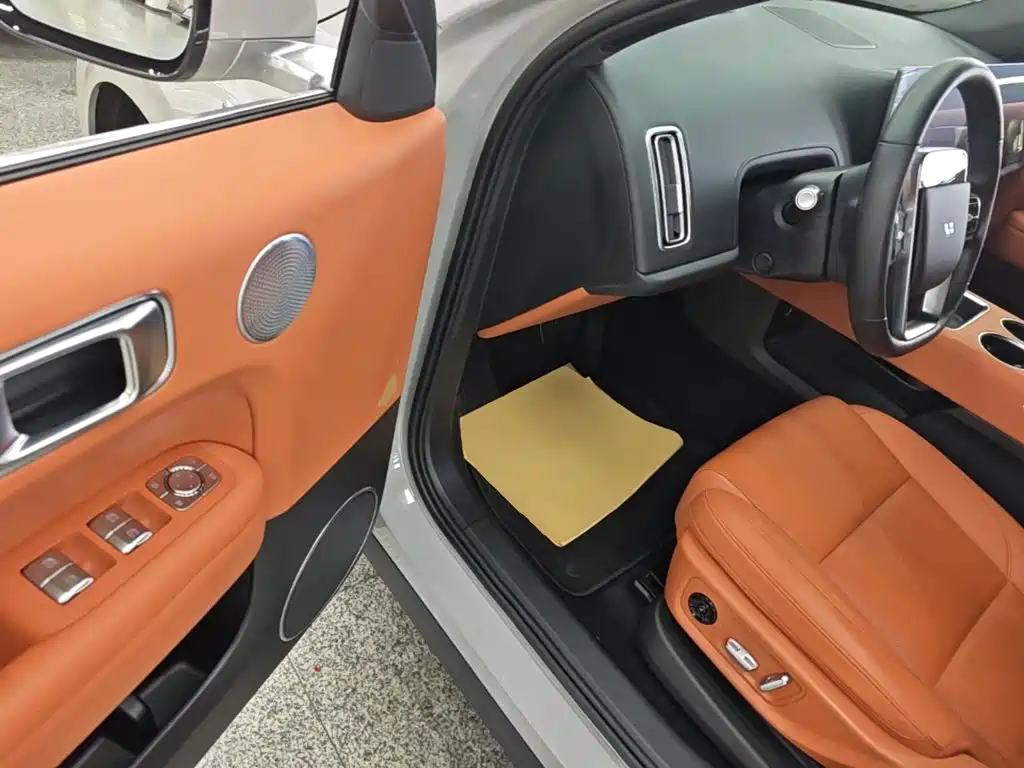 Li Auto Li L6 — миниатюра 16