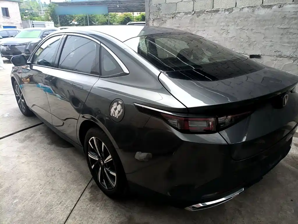 Changan Eado — миниатюра 5