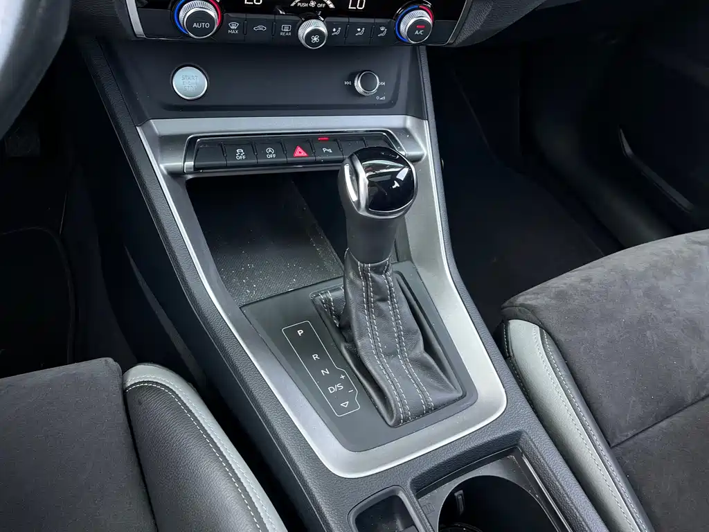 Audi Q3 — миниатюра 11