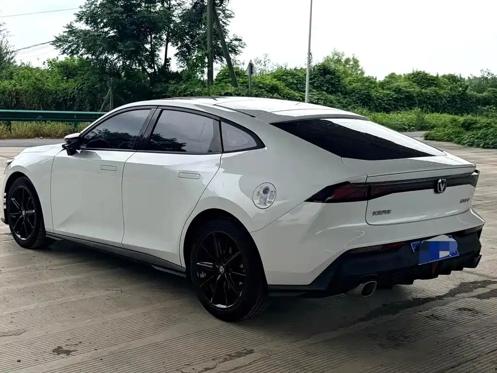 Changan UNI-V — миниатюра 8