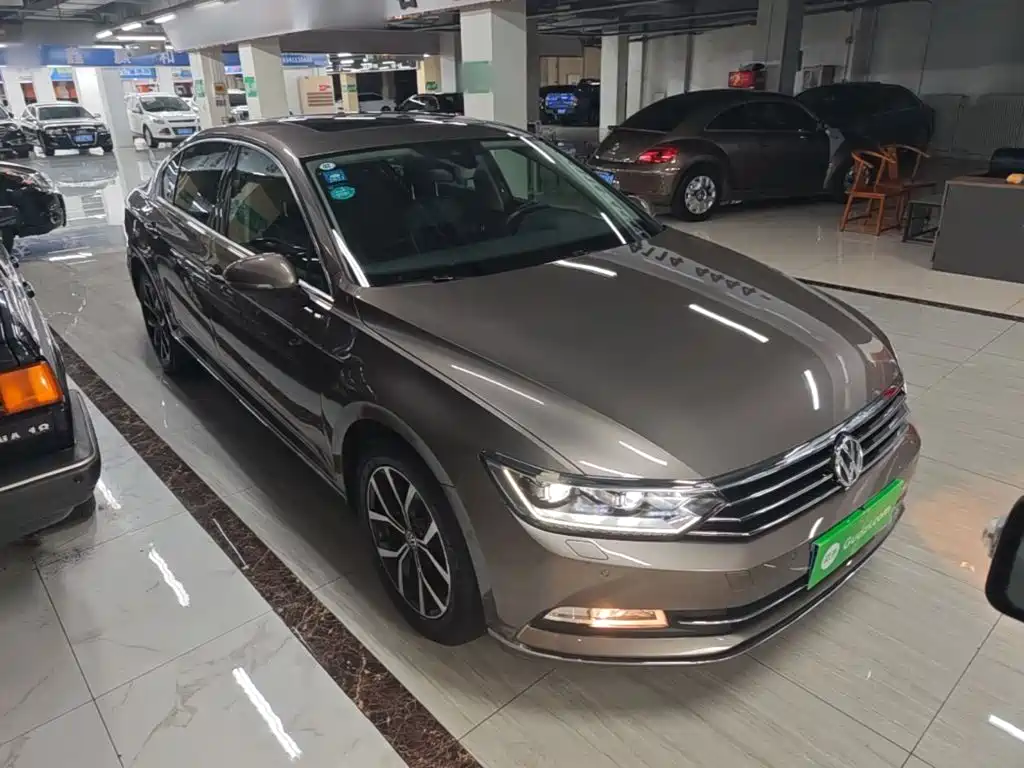 Volkswagen Magotan — миниатюра 4