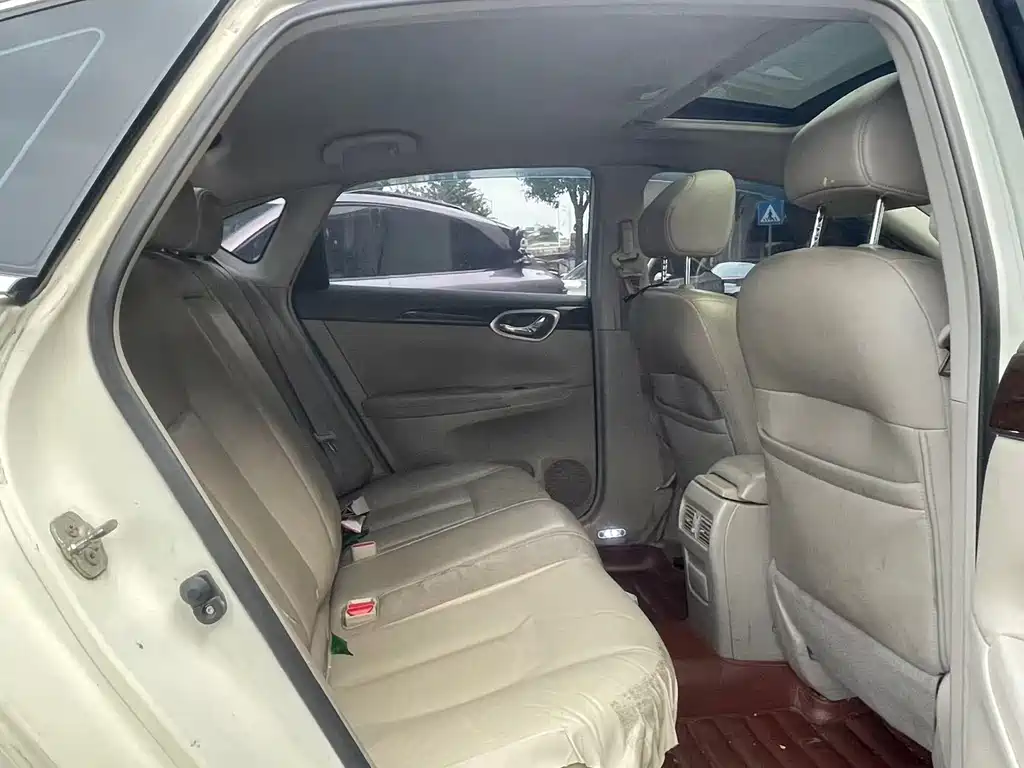 Nissan Sylphy — миниатюра 8