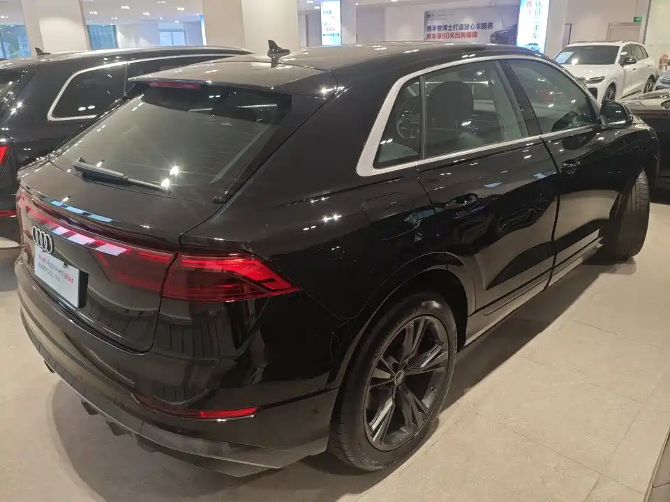 Audi Q8 — миниатюра 7