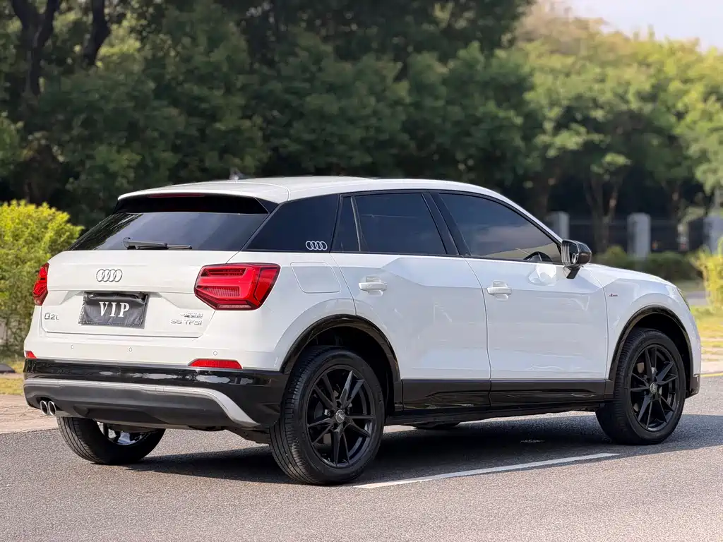 Audi Q2L — миниатюра 12