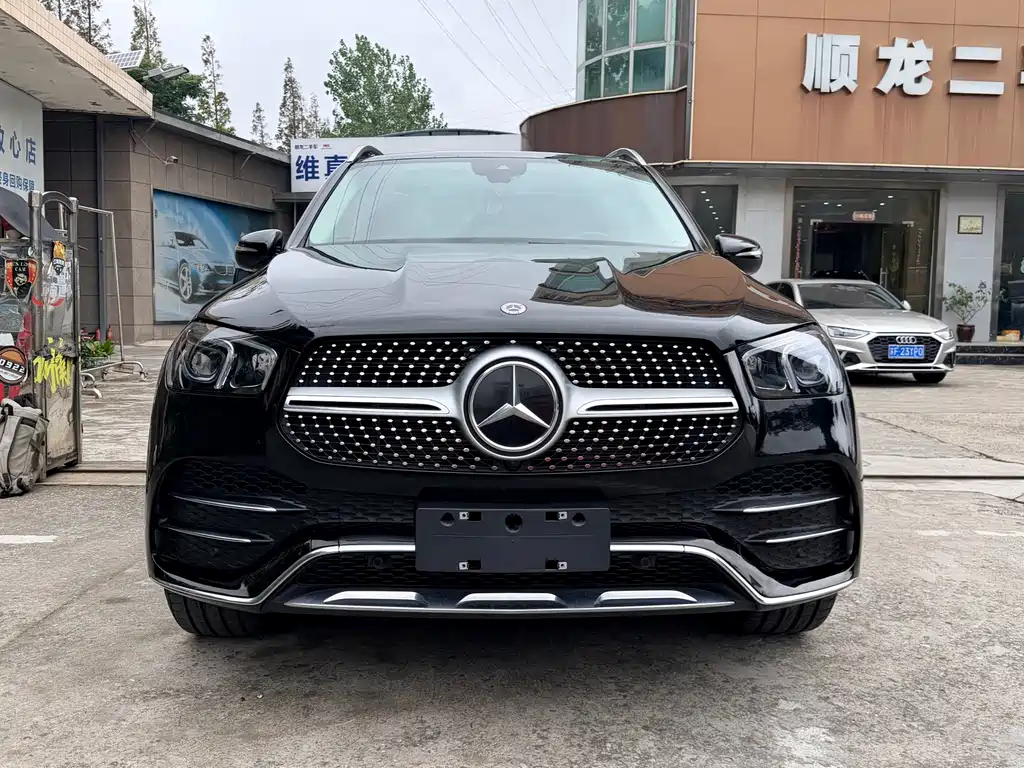 Mercedes-Benz GLE (Import) — миниатюра 2