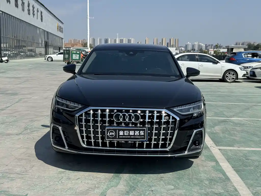 Audi A8 — миниатюра 2