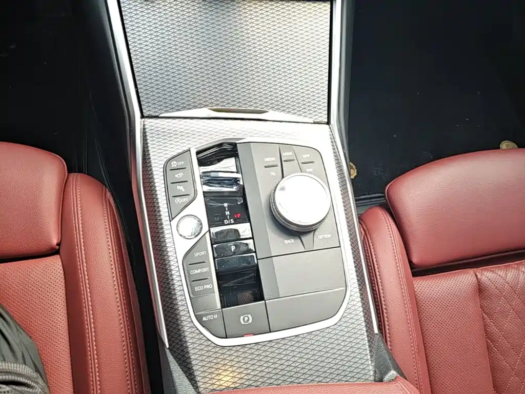 BMW 3 Series — миниатюра 14