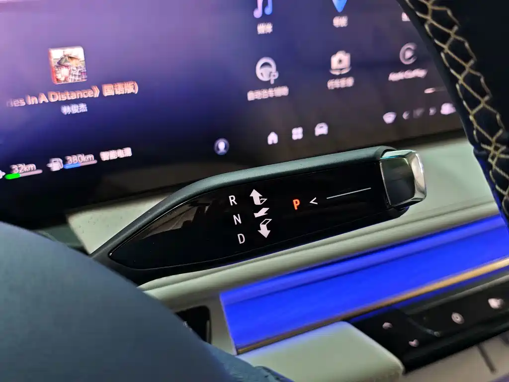 Buick GL8 Hybrid — миниатюра 13