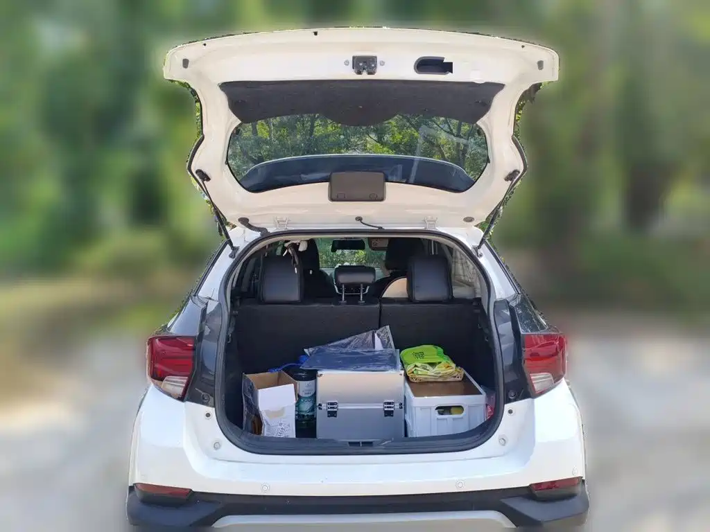Toyota Yaris L — миниатюра 15