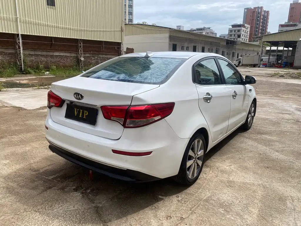 Kia K2 — миниатюра 7
