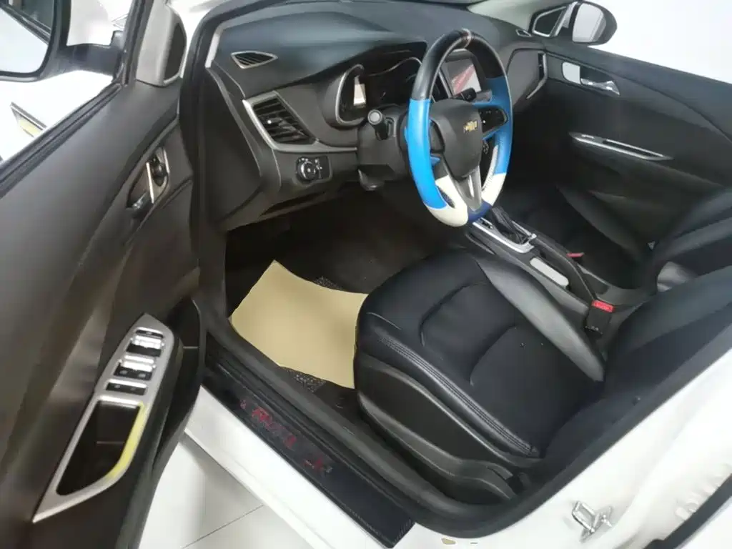 Chevrolet Cavalier — миниатюра 16