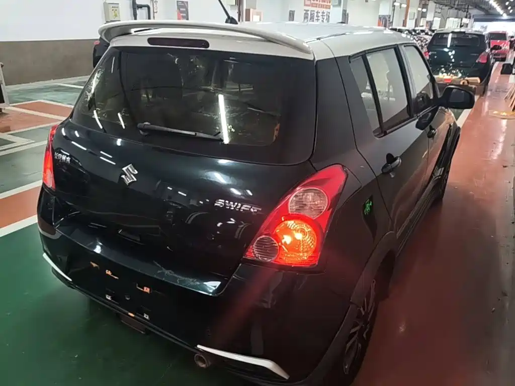 Suzuki Swift — миниатюра 7