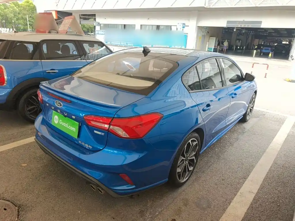 Ford Focus — миниатюра 7