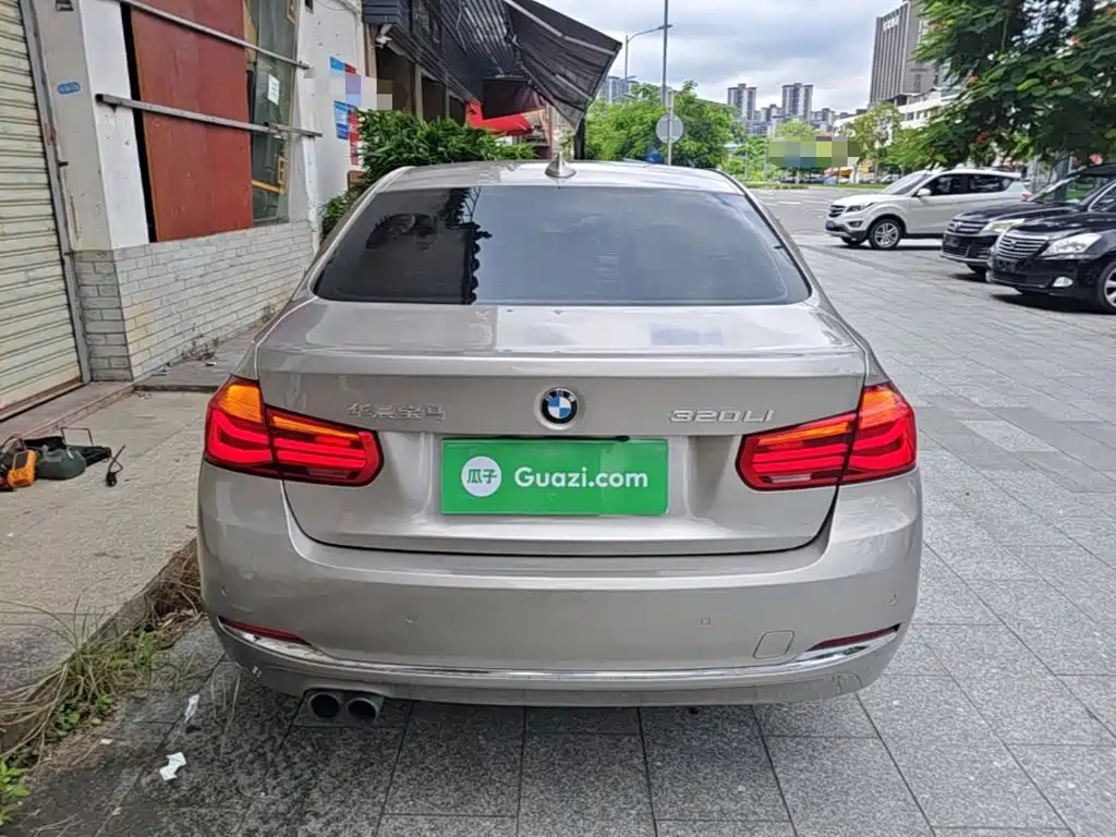 BMW 3 Series — миниатюра 6