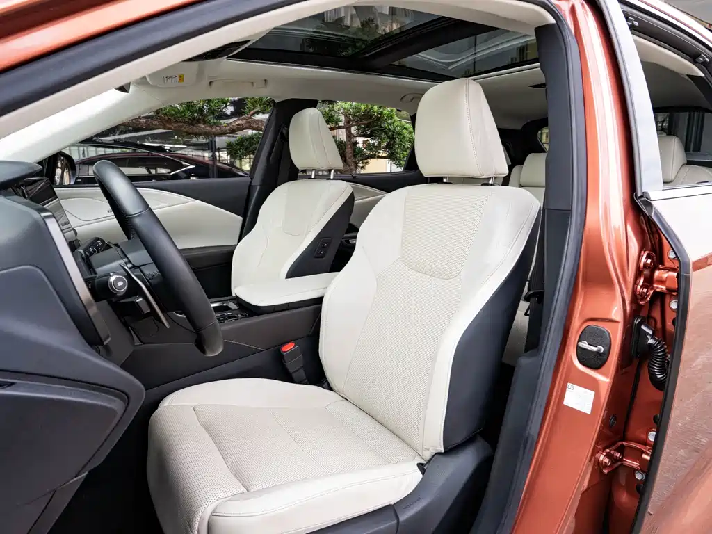 Lexus RX New Energy — миниатюра 11
