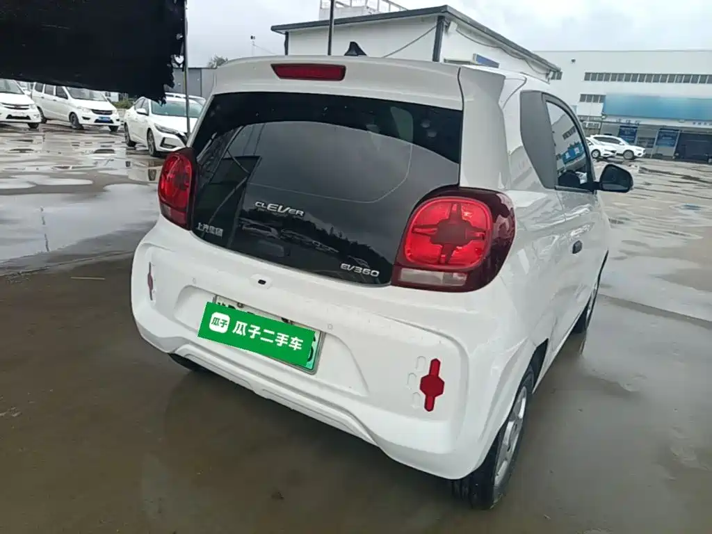 Roewe Clever — миниатюра 7