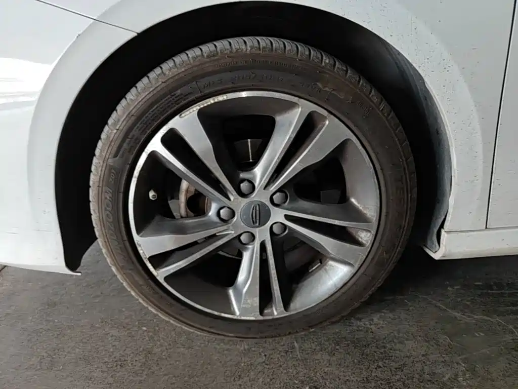 Geely Binrui — миниатюра 23