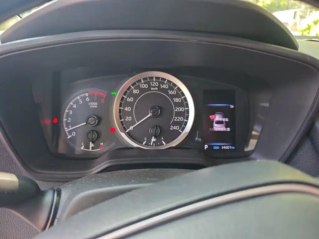 Toyota Corolla — миниатюра 12