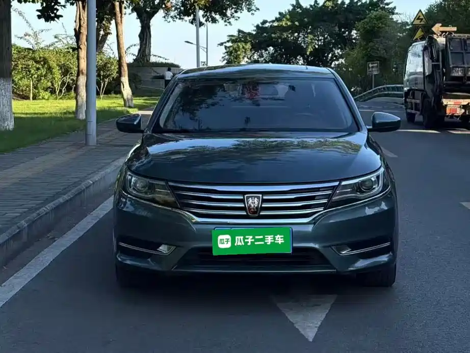 Roewe i6 Classic — миниатюра 3