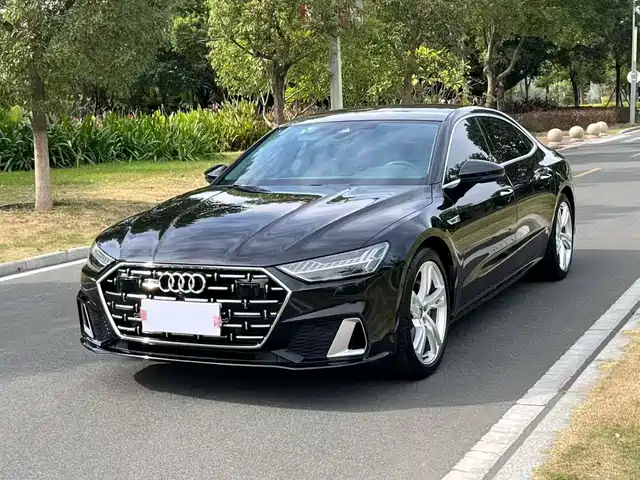 AUDI A7L