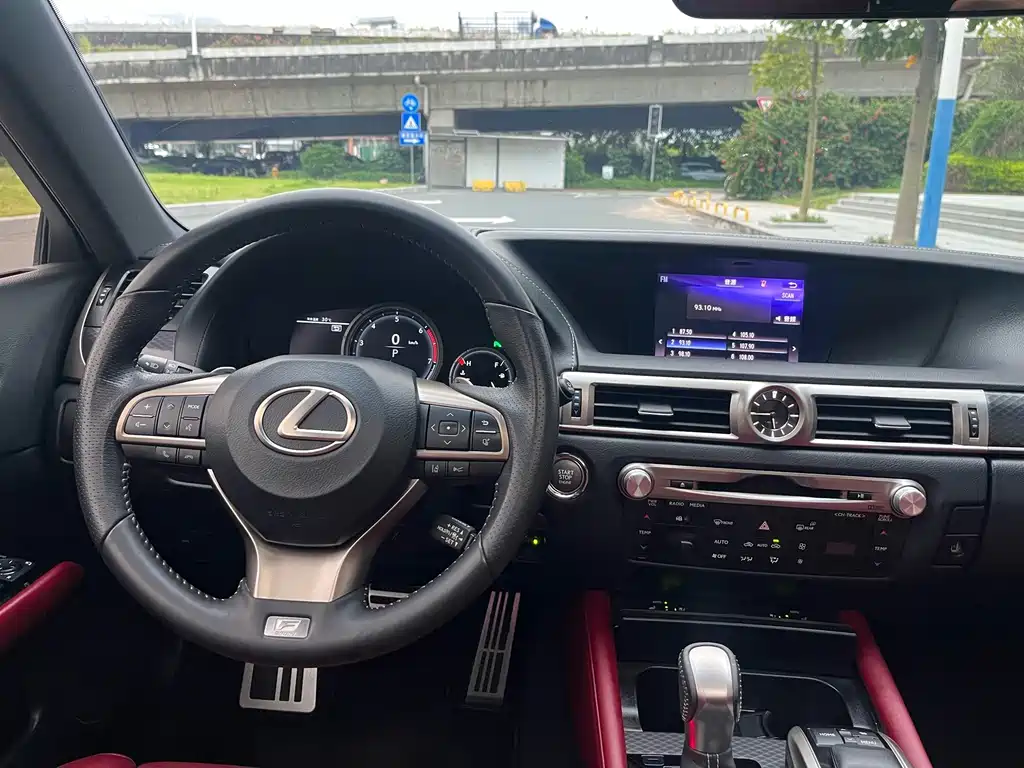 Lexus GS — миниатюра 17