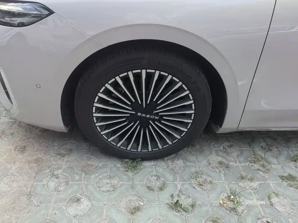 Roewe Wing Wai M7 DMH — миниатюра 23