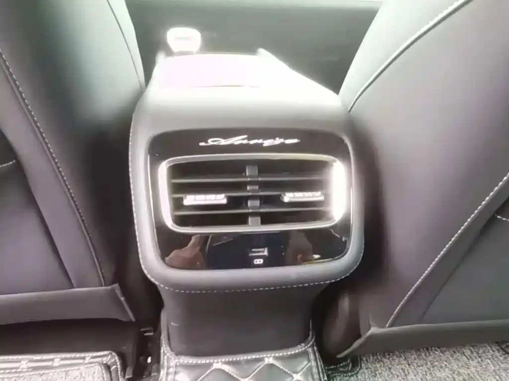 Chery Arrizo 8 — миниатюра 11