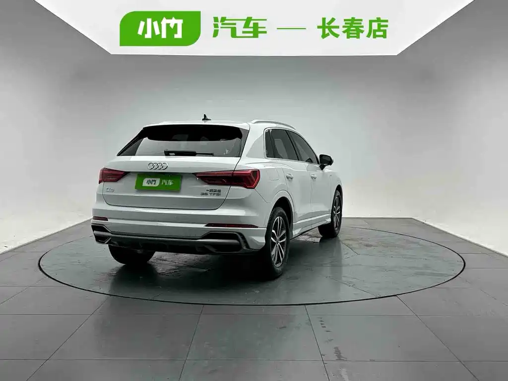 Audi Q3 2022 35 TFSI