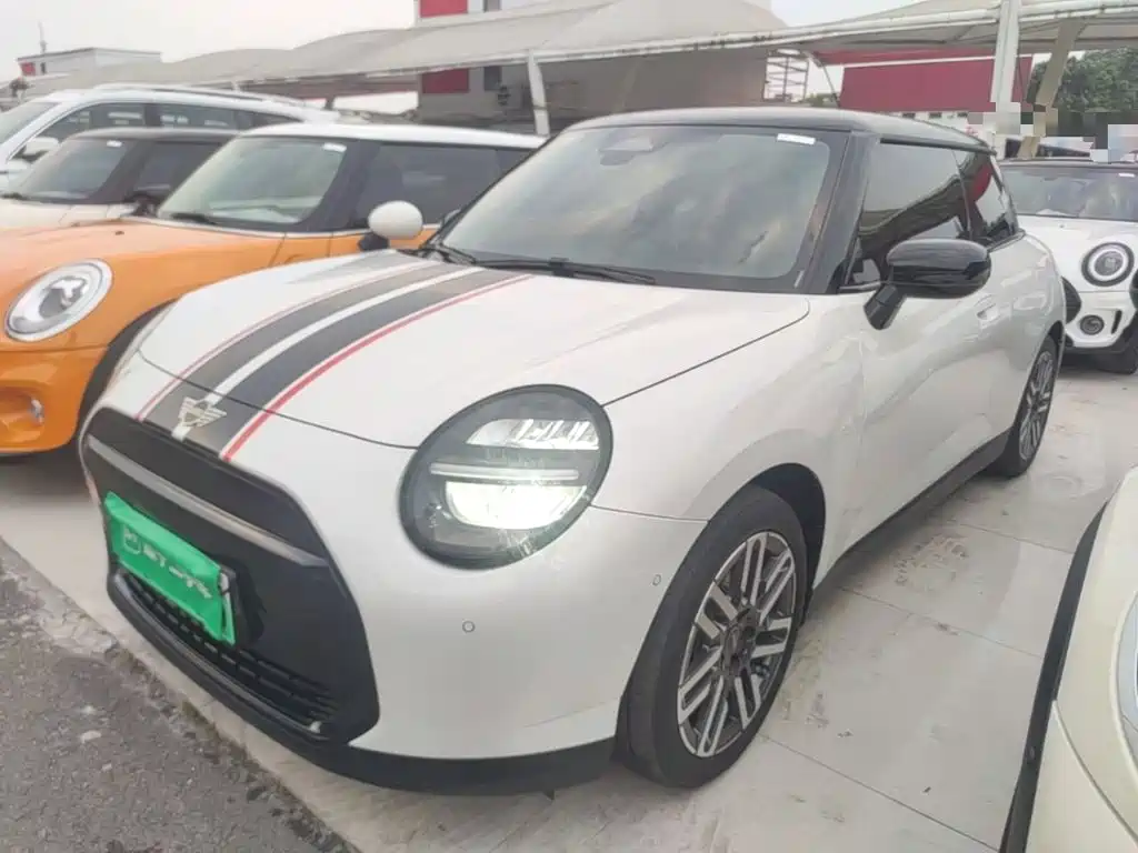 MINI MINI COOPER EV — миниатюра 2