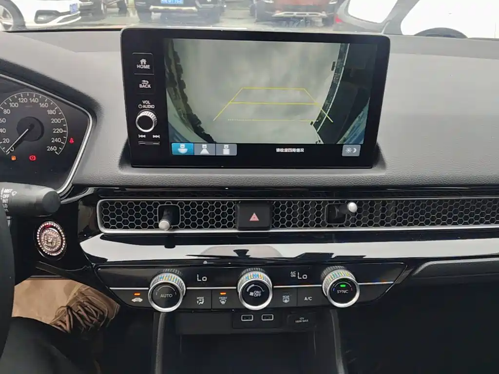 Honda Civic — миниатюра 13