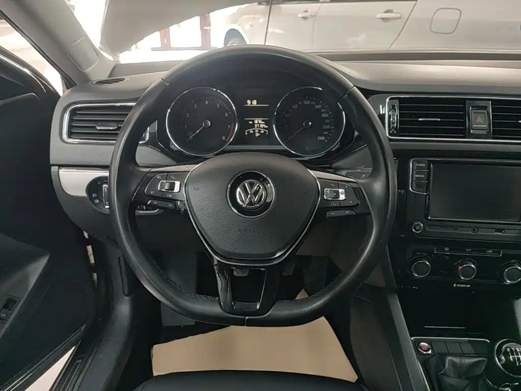 Volkswagen Sagitar — миниатюра 11