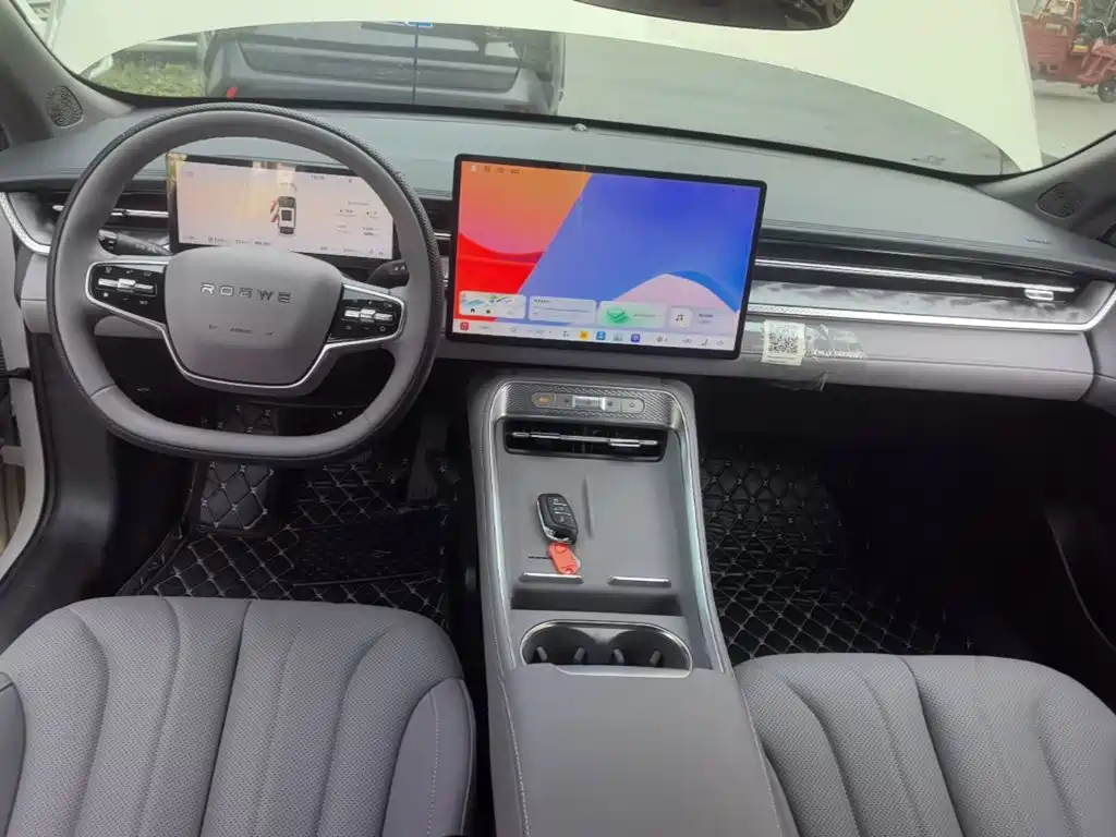 Roewe Wing Wai M7 DMH — миниатюра 10