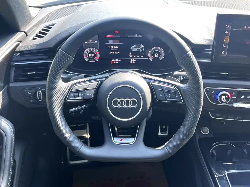 Audi A4L — миниатюра 6