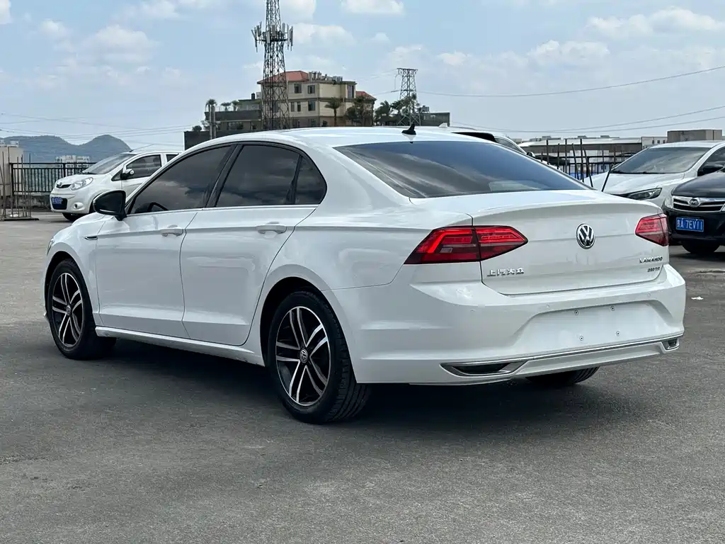 Volkswagen Lamando — миниатюра 6