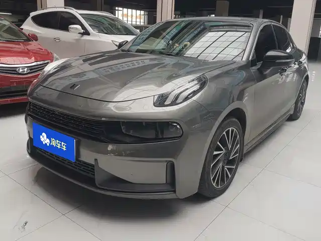 2021 Lynk & Co 03