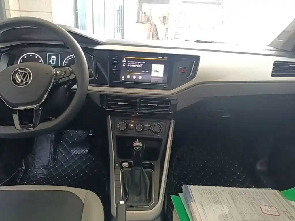 Volkswagen Polo — миниатюра 13