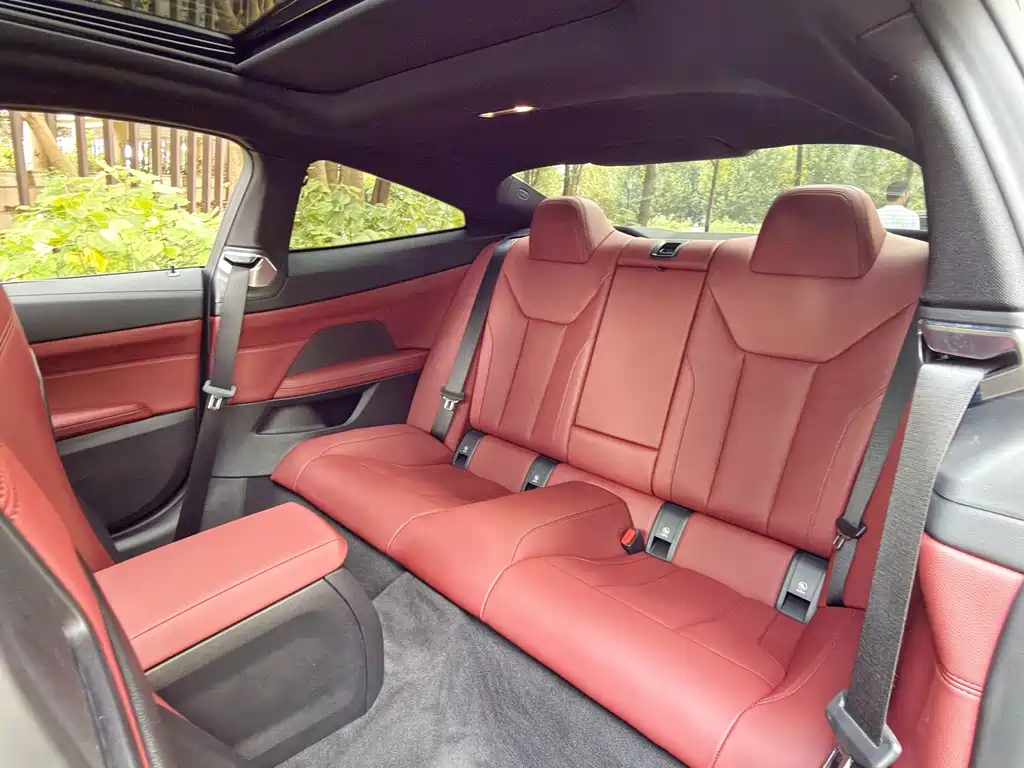 BMW 4 Series — миниатюра 12