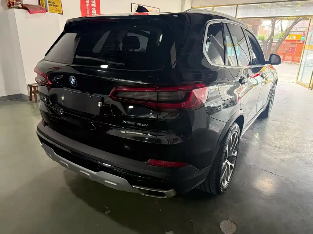 BMW X5 (Import) — миниатюра 7