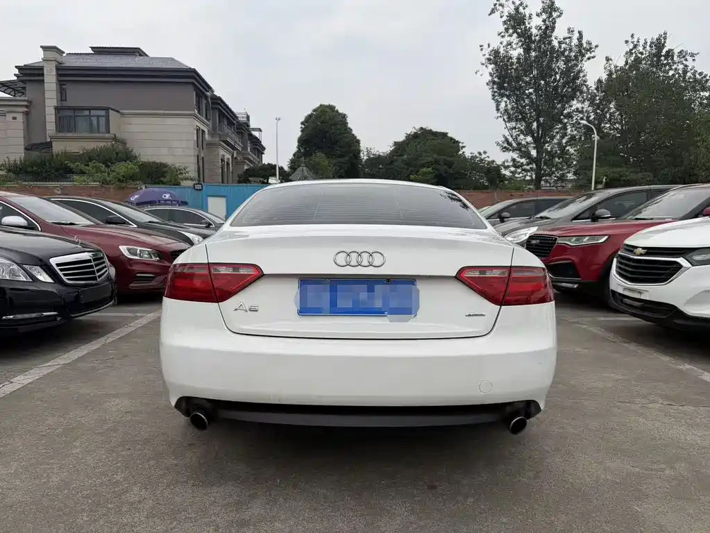 Audi A5 2010 3.2 coupe quattro