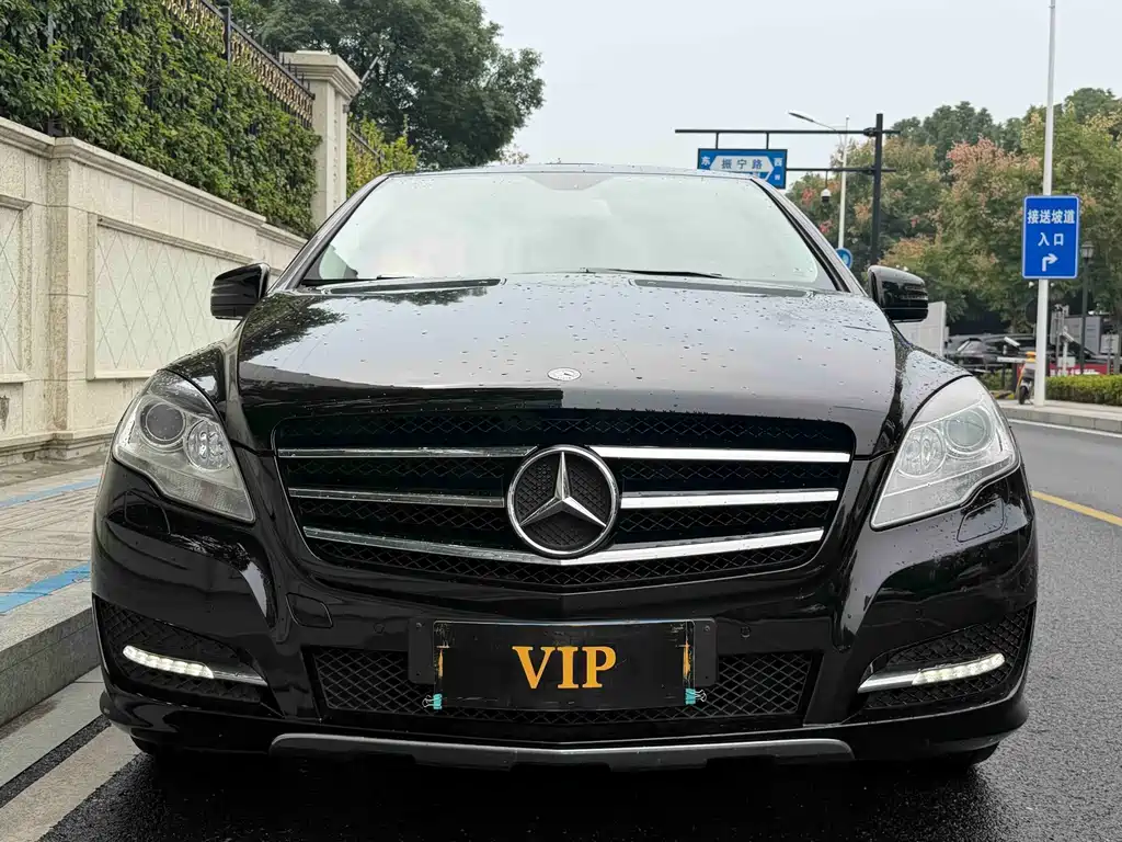 Mercedes-Benz R-Class — миниатюра 2