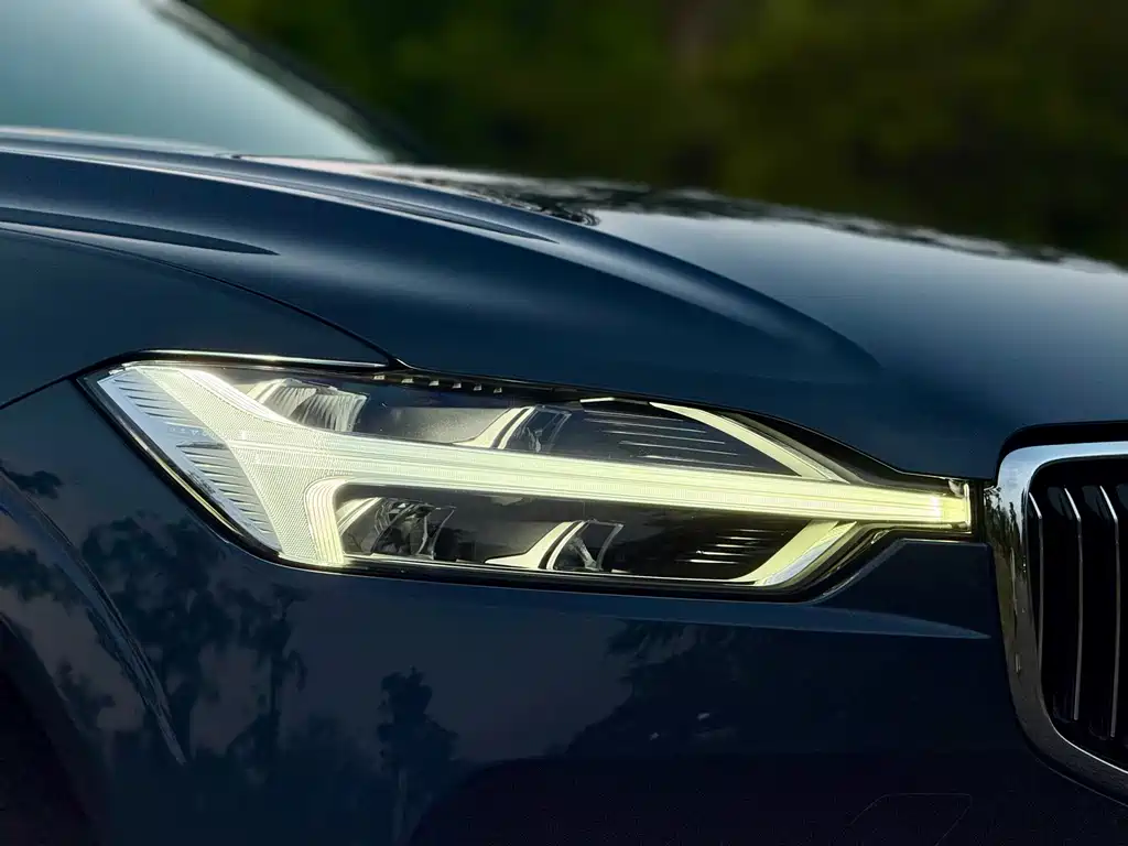 Volvo XC60 — миниатюра 8