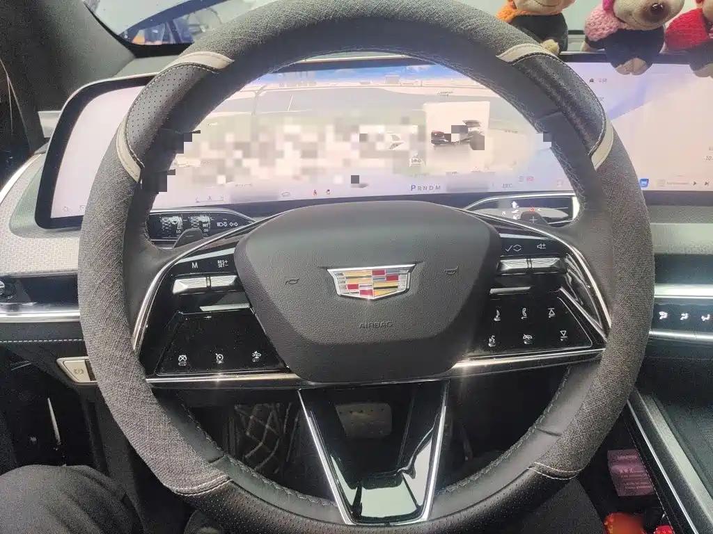 Cadillac XT5 — миниатюра 6