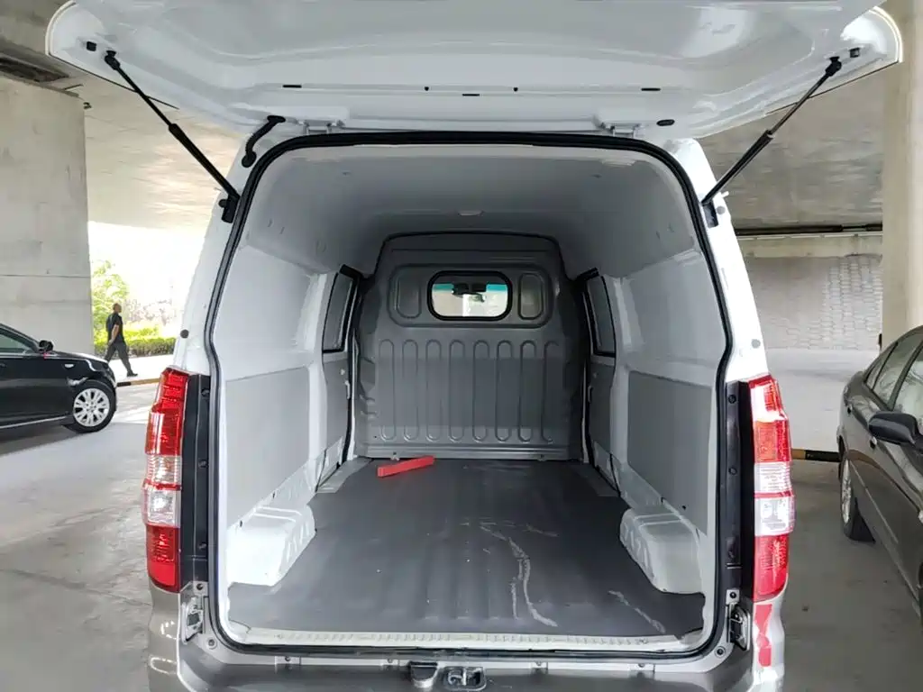 Jinbei Hiace X30L CNG — миниатюра 19