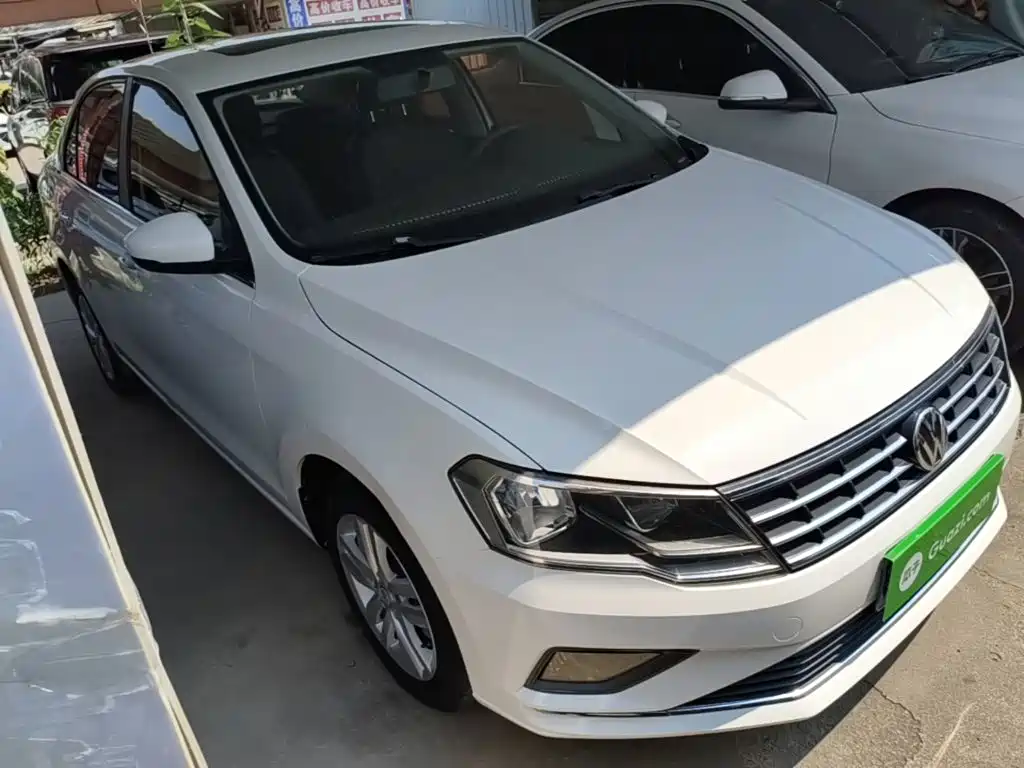 Volkswagen Jetta — миниатюра 4