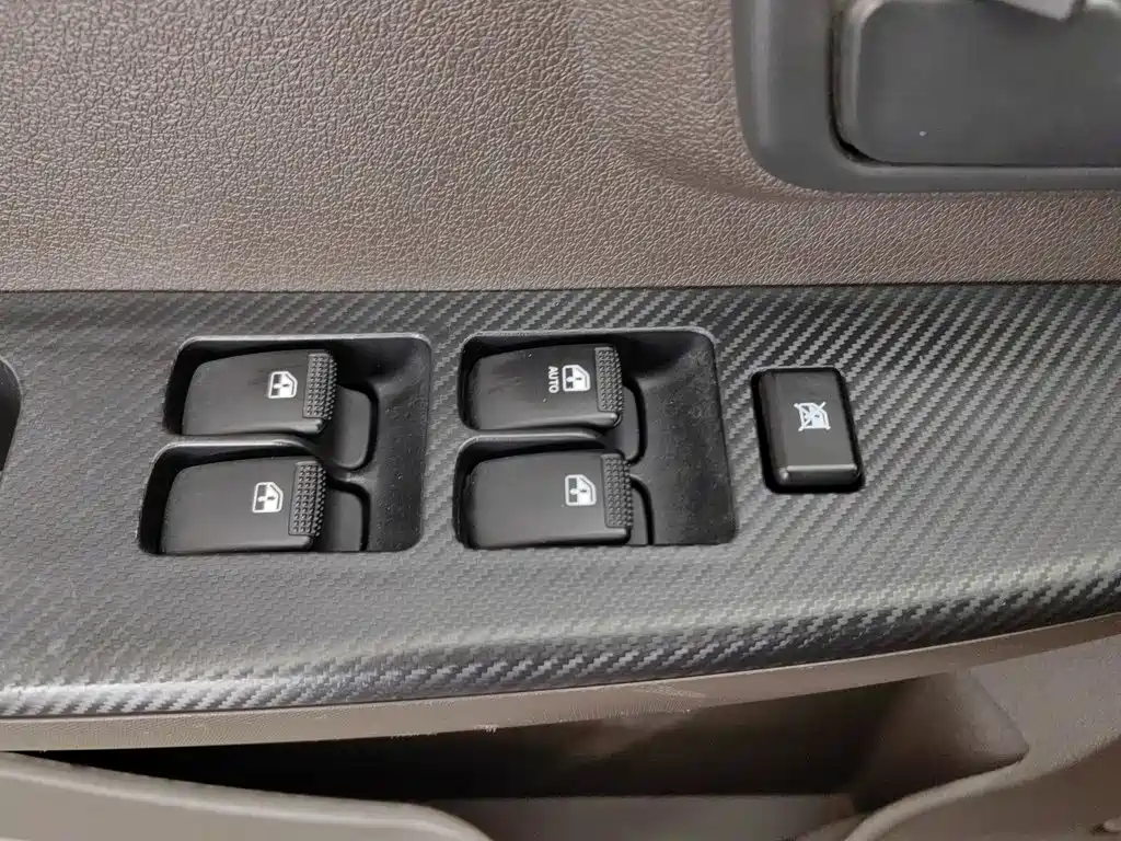 Wuling Hongguang — миниатюра 9
