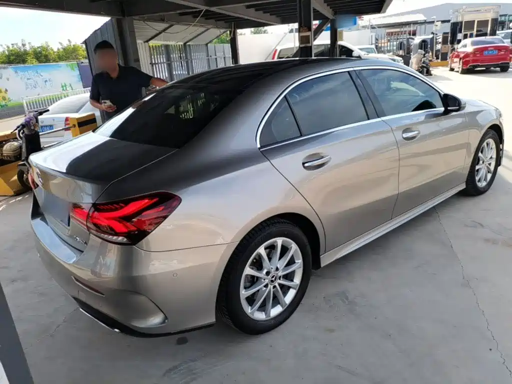 Mercedes-Benz A-Class — миниатюра 7