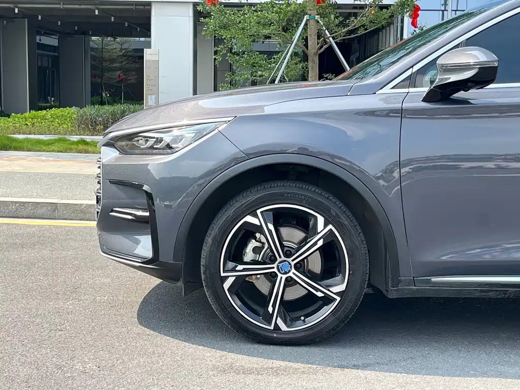 BYD Tang New Energy — миниатюра 9
