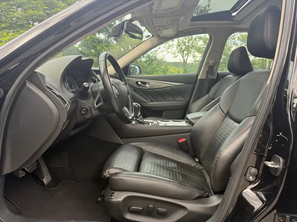 Infiniti Q50L — миниатюра 4