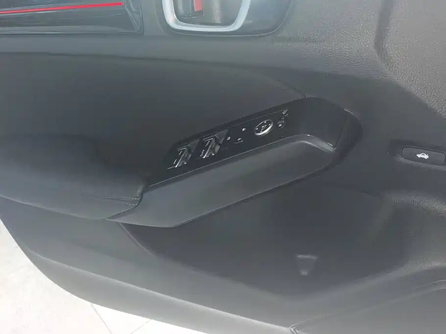 Honda Civic — миниатюра 7